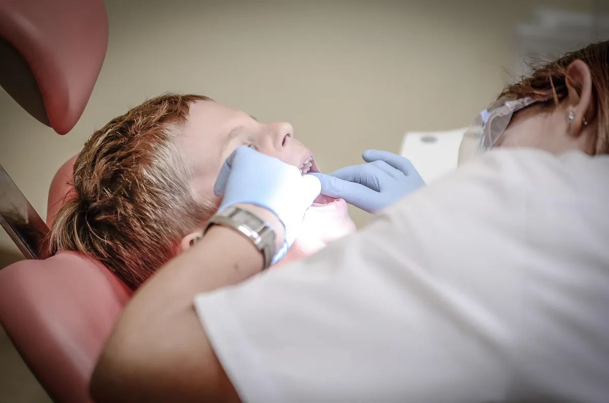 Children's Dental Care: A Parent's Guide from the First Tooth
